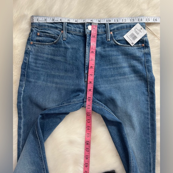 🆕MOTHER 👵The Mid Rise Dazzler Ankle Step Fray in Something To Remember Sz 28 - Picture 11 of 16